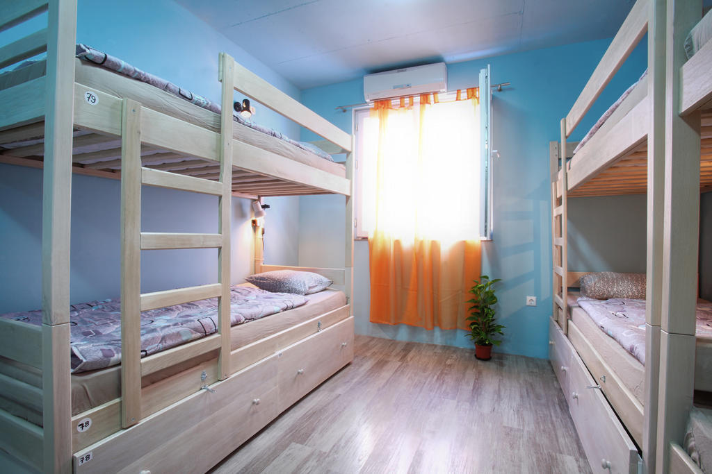 My Way Hostel Zagreb Ruang foto